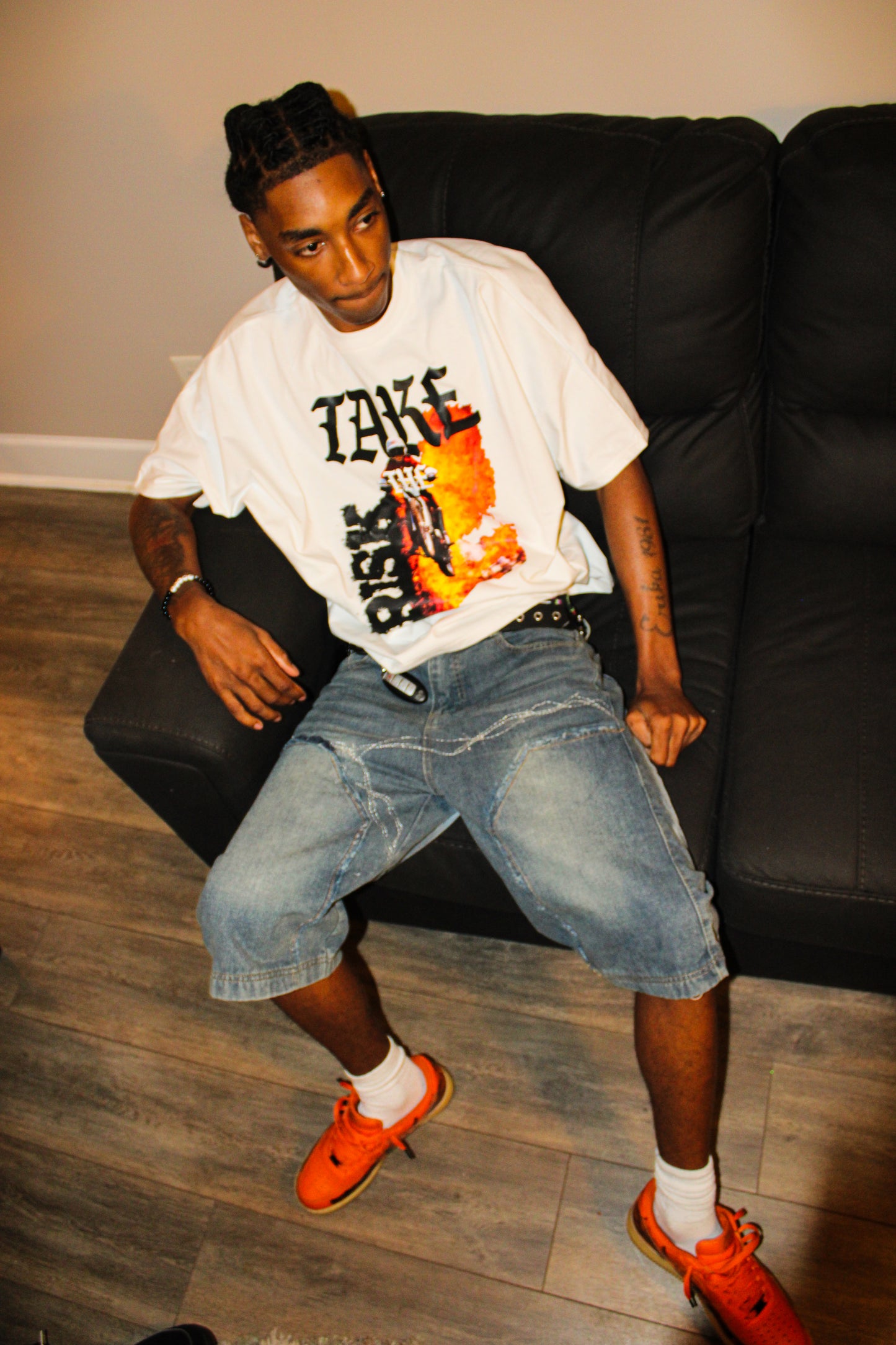 TAKE THE RISK OVRSZD TEE